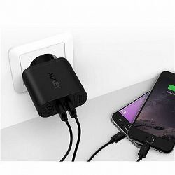 Aukey Quick Charge 3.0 2x USB